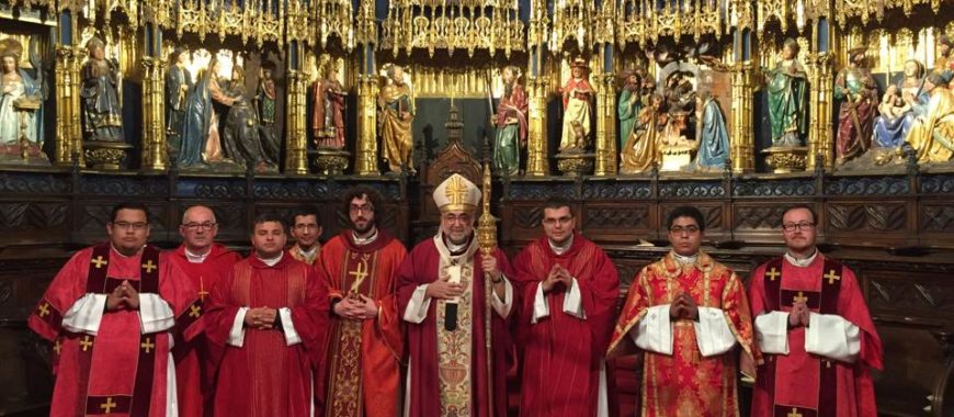 Nuevos sacerdotes y diáconos, un «regalo del Espíritu»