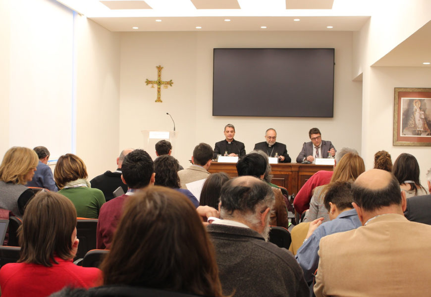Bibliotecarios de la Iglesia en España, reunidos en el Seminario