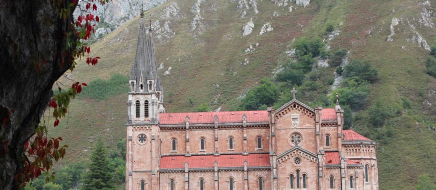 Las familias de la Diócesis de Getafe peregrinan al Santuario de Covadonga