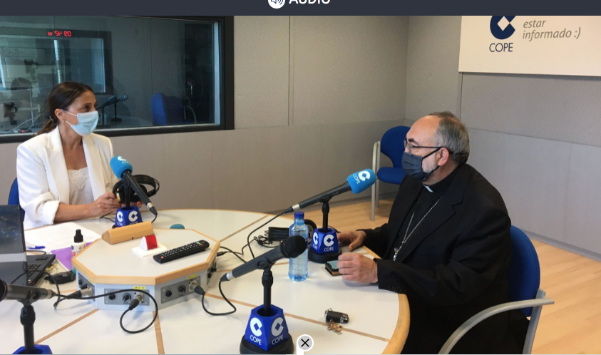 Entrevista a Mons. Jesús Sanz en Cope Asturias