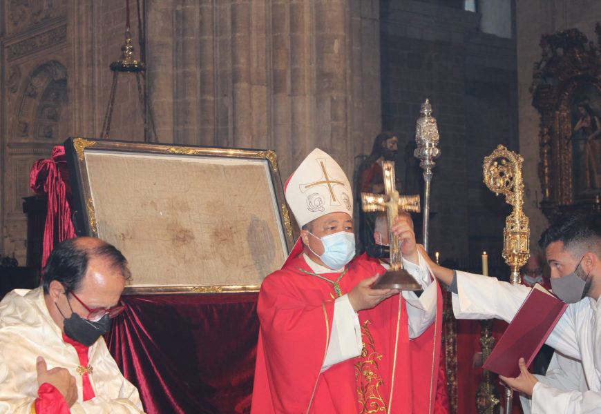 «Felicidades a toda la diócesis de Oviedo por esta gran conmemoración»