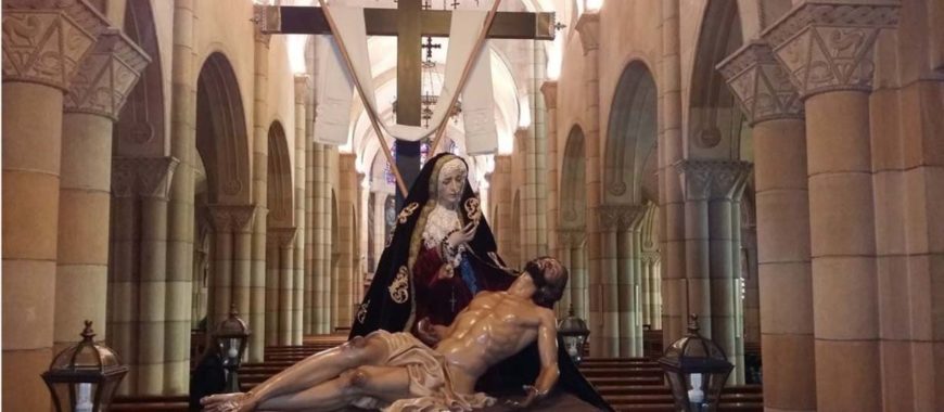 Traslado de la imagen de Nuestra Señora de la Piedad de Gijón