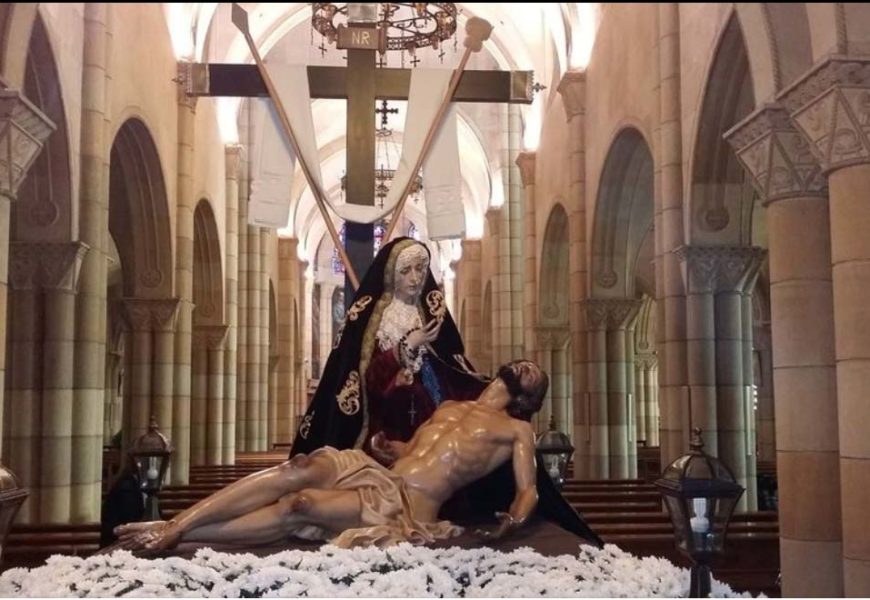 Traslado de la imagen de Nuestra Señora de la Piedad de Gijón