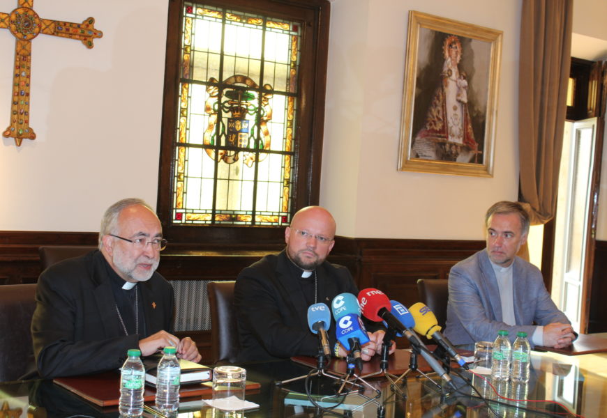 Mons. Stepan Sus, Obispo auxiliar de Kiev: «Cada día que pasa en Ucrania, puede ser el último para nosotros»