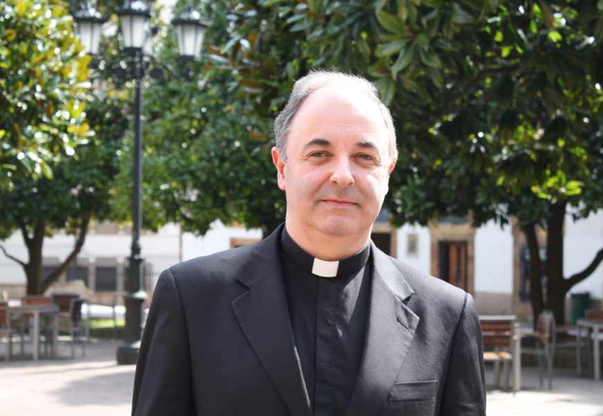 El Vicario General, Jorge Juan Fernández Sangrador, premio Enrique Ferrán de Periodismo 2023