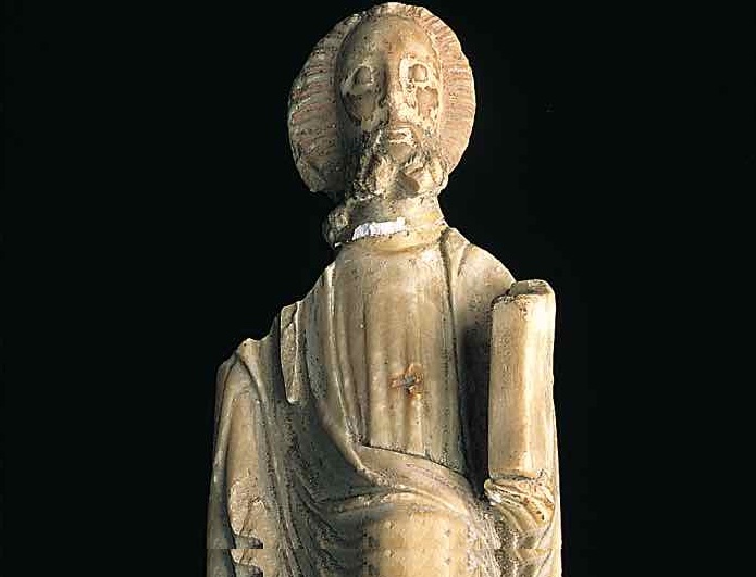 Parroquias con mucho Arte. Apóstol / Evangelista de alabastro (siglo XV). Parroquia de San Miguel de Bárcena del Monasterio (Tineo)