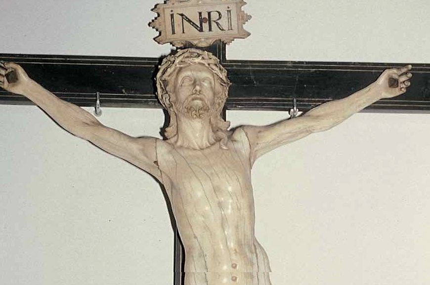 Parroquias con mucho arte. Cristo crucificado de marfil. Parroquia de Santiago de Gobiendes (Colunga)